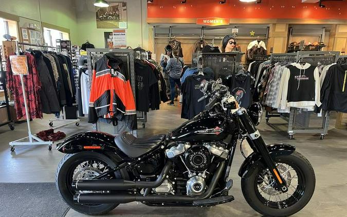 2021 Harley-Davidson® FLSL - Softail Slim®