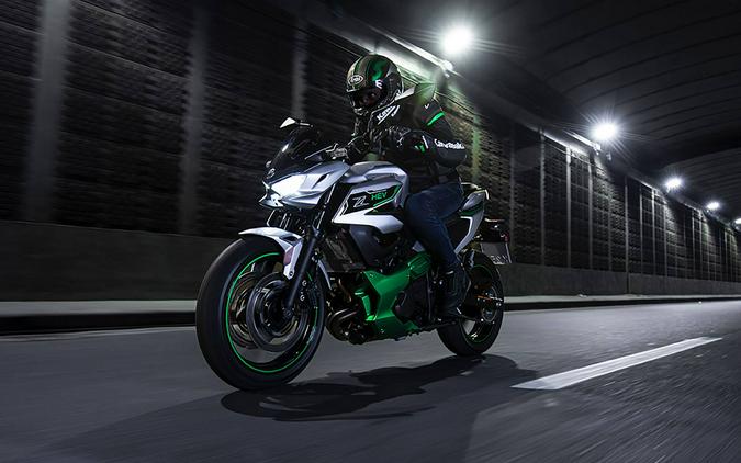 2024 Kawasaki Z7 Hybrid ABS