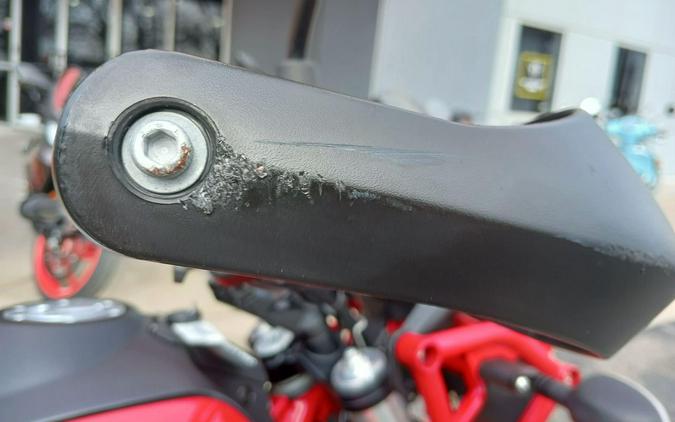 2021 Moto Guzzi V85TT