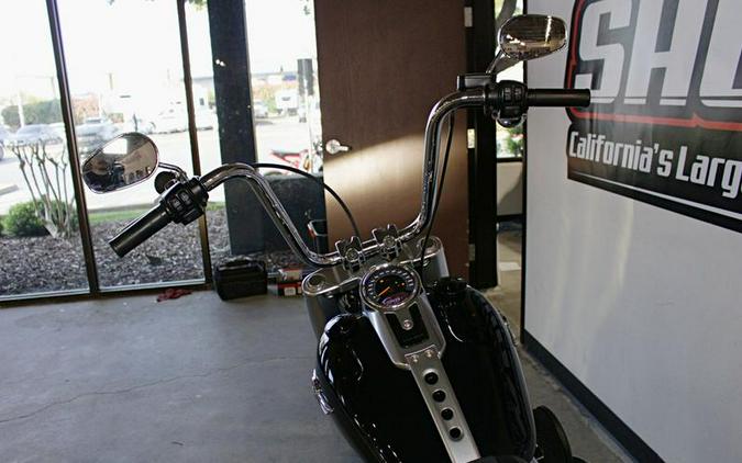 2018 Harley-Davidson® FLFBS - Softail® Fat Boy® 114