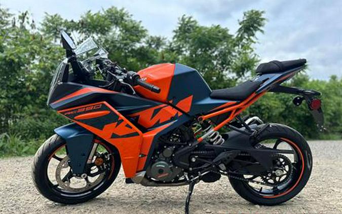 2022 KTM RC 390