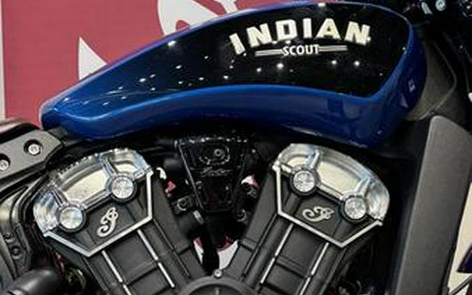 2019 Indian Motorcycle® Scout® Bobber Icon Series Brilliant Blue/Black Wet Slide