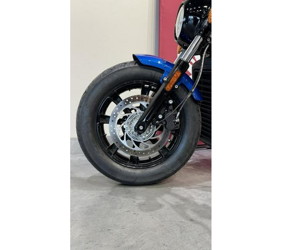 2019 Indian Motorcycle® Scout® Bobber Icon Series Brilliant Blue/Black Wet Slide