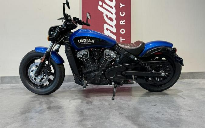 2019 Indian Motorcycle® Scout® Bobber Icon Series Brilliant Blue/Black Wet Slide