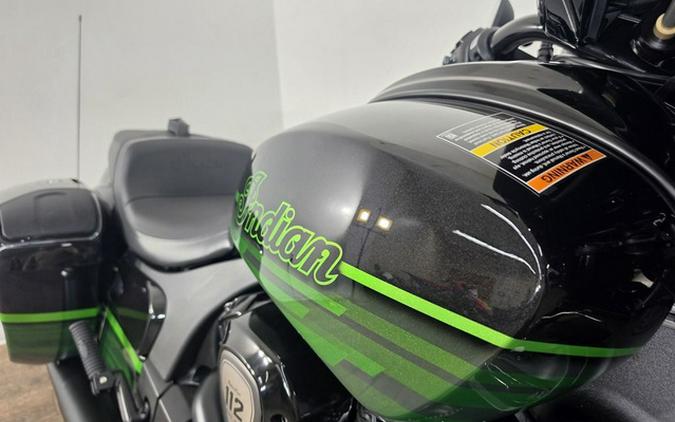 2026 Indian Chieftain Powerplus Dark Horse Signature Series Abyss Metallic / Cypher Gr