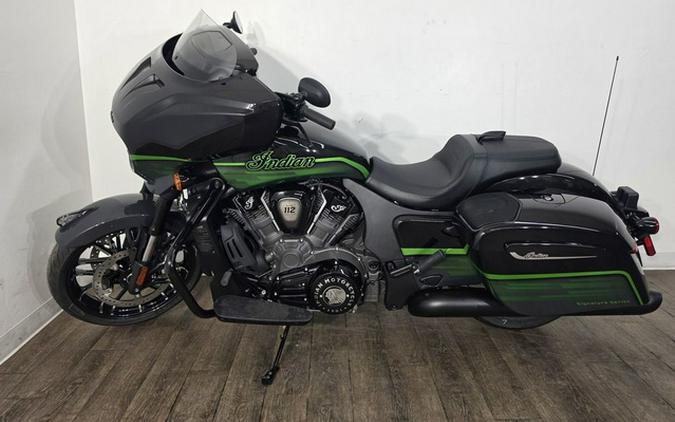 2026 Indian Chieftain Powerplus Dark Horse Signature Series Abyss Metallic / Cypher Gr