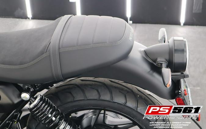 2023 Moto Guzzi V7 Stone