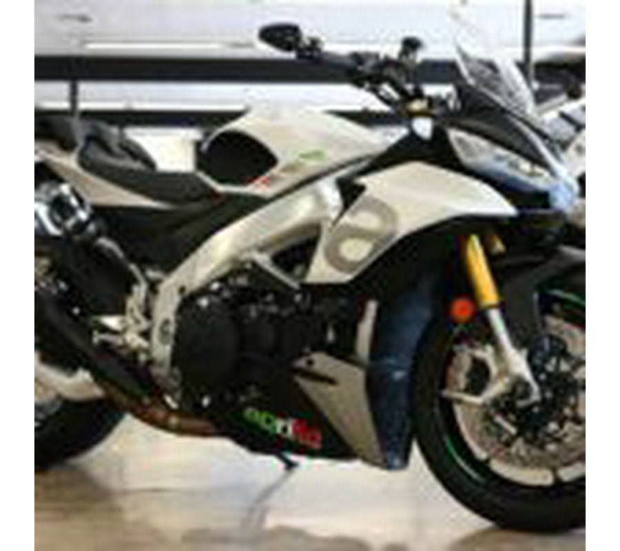 2022 Aprilia Tuono V4 RR 1100