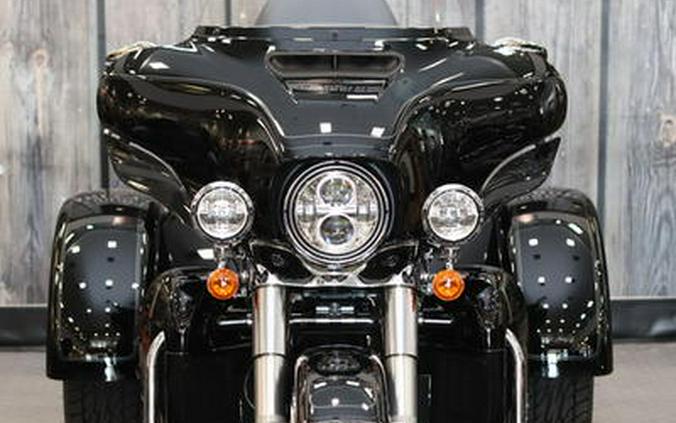 2024 Harley-Davidson® FLHTCUTG - Tri Glide® Ultra