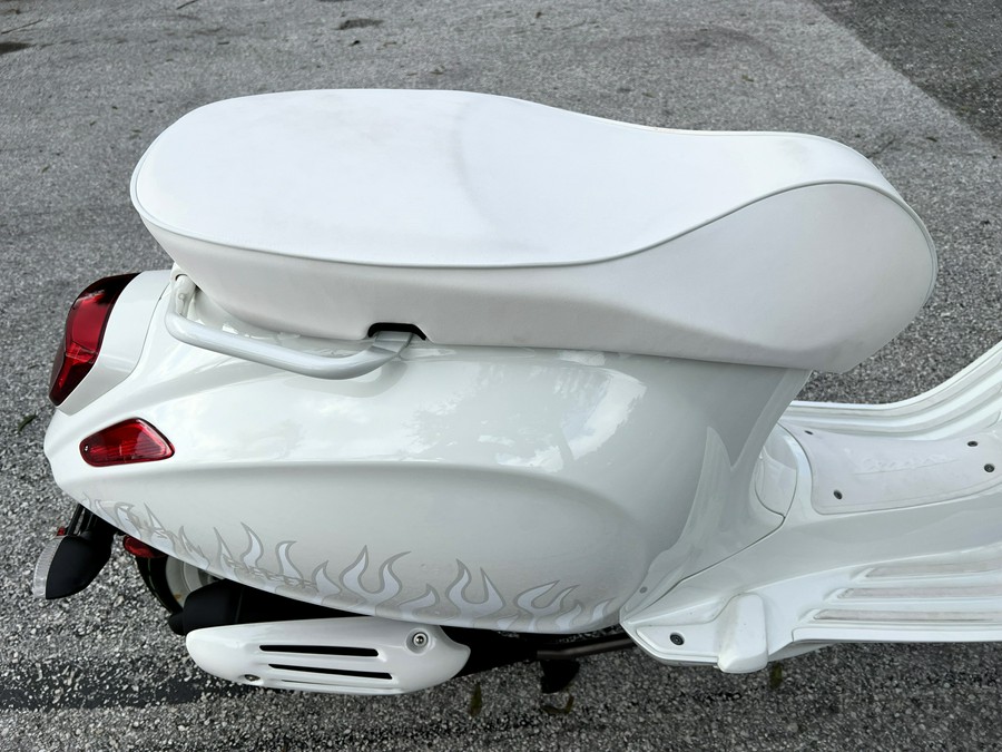 2022 Vespa SPRINT 50 JUSTIN BIEBER X