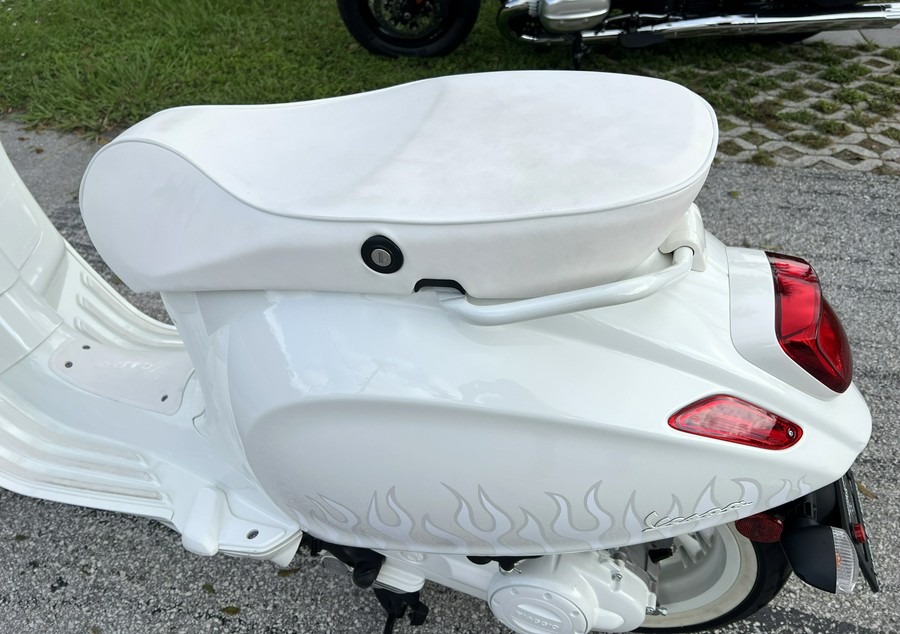 2022 Vespa SPRINT 50 JUSTIN BIEBER X