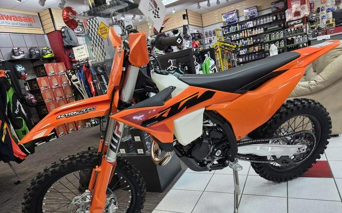2025 KTM 125 XC