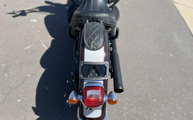 2020 Harley-Davidson® FLHCS Heritage Classic 114 Billiard Red/Vivid Black 066586