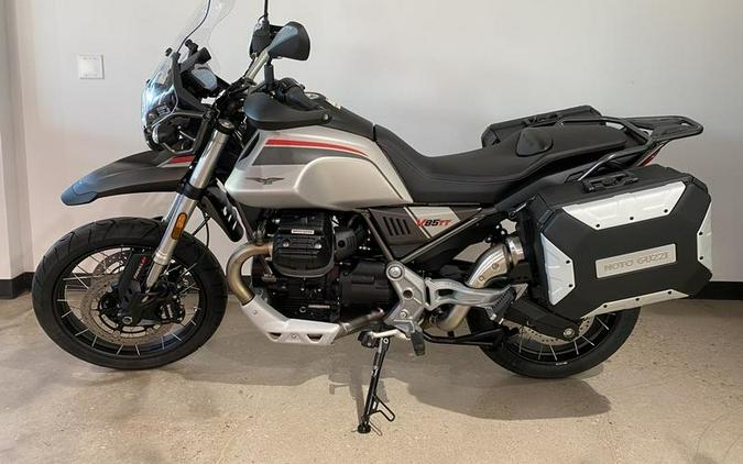 2023 Moto Guzzi V85 TT Travel