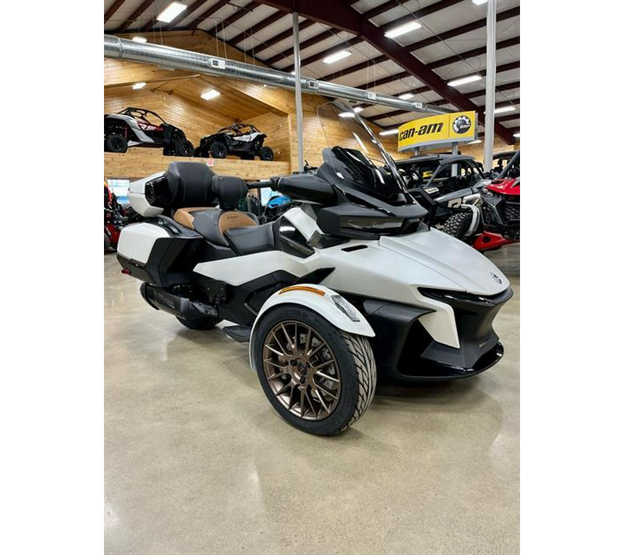 2024 Can-Am Spyder RT Sea-to-Sky