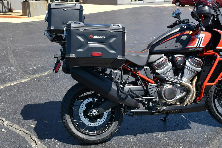 2024 Harley-Davidson® RA1250SE - CVO™ Pan America®