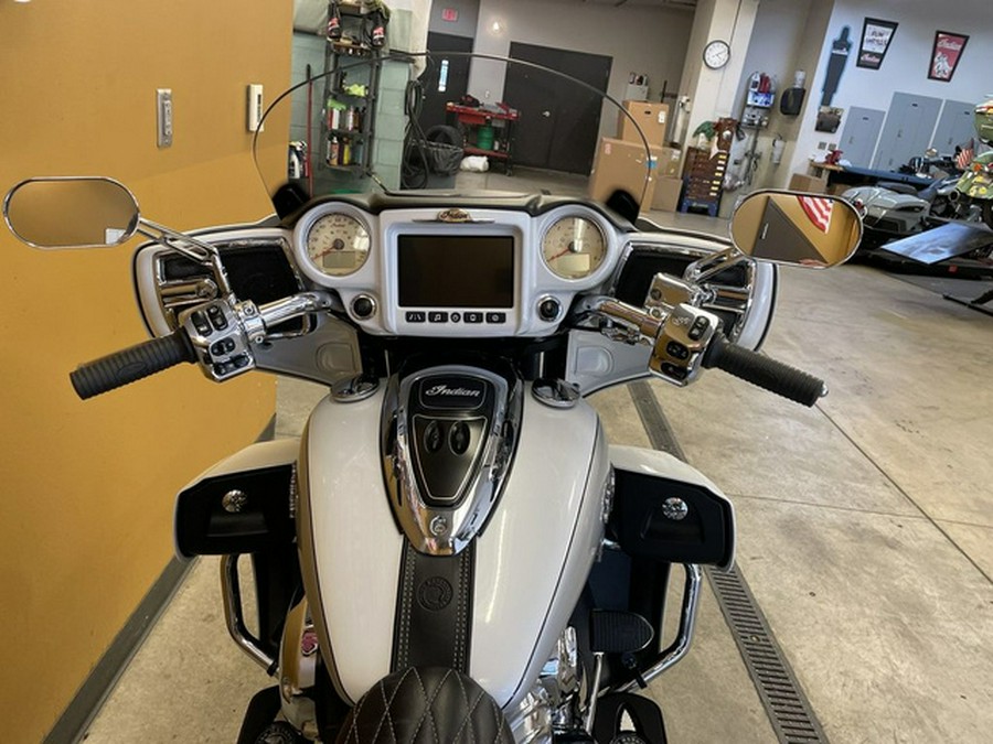 2018 Indian Roadmaster ABS Pearl White Over Star Silver
