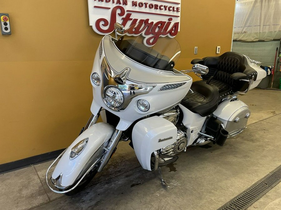 2018 Indian Roadmaster ABS Pearl White Over Star Silver