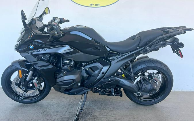 2026 BMW R1300RS