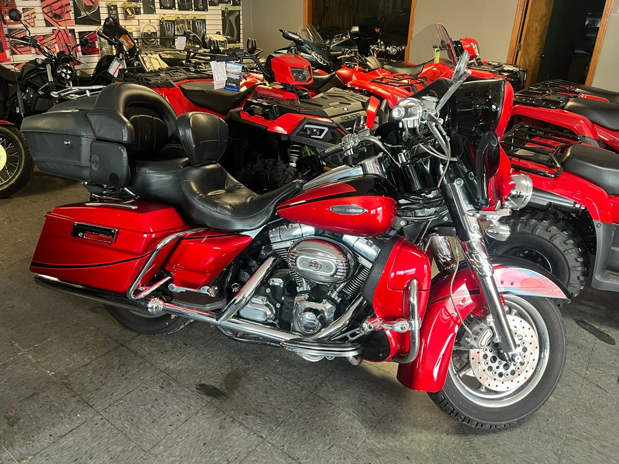 2007 Harley-Davidson CVO™ Screamin' Eagle® Ultra Classic® Electra Glide®