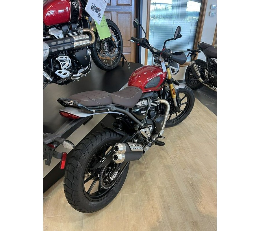 2025 Triumph Scrambler 400 X Carnival Red / Phantom Black