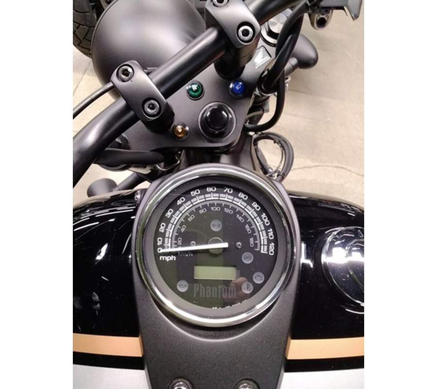 2025 Honda Shadow Phantom ABS