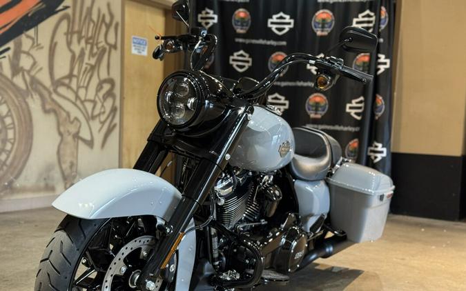 FLHRXS 2025 Road King™ Special