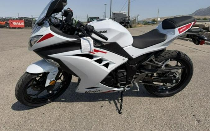 2026 Kawasaki NINJA 300 ABS