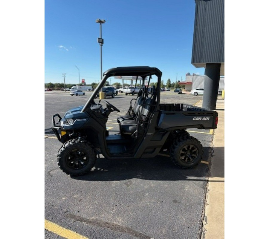 2026 Can-Am Defender XT HD9