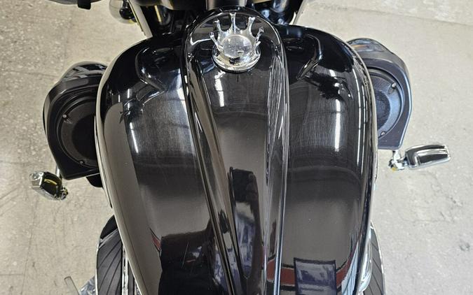 2013 Harley-Davidson® Electra Glide® Ultra Limited Vivid Black