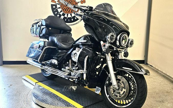 2013 Harley-Davidson® Electra Glide® Ultra Limited Vivid Black