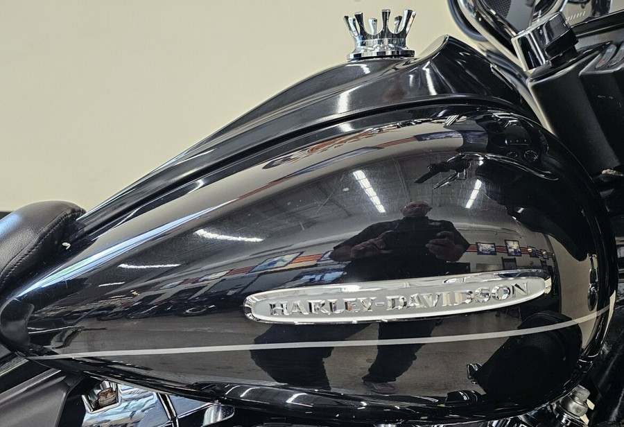 2013 Harley-Davidson® Electra Glide® Ultra Limited Vivid Black