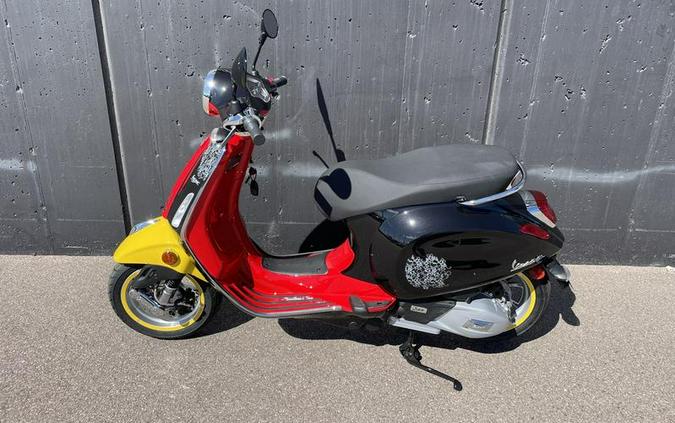 2023 Vespa Primavera 150 Disney Mickey Mouse Edition