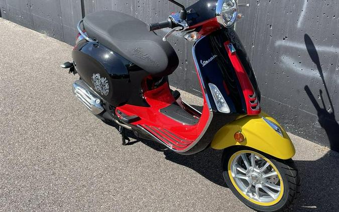 2023 Vespa Primavera 150 Disney Mickey Mouse Edition