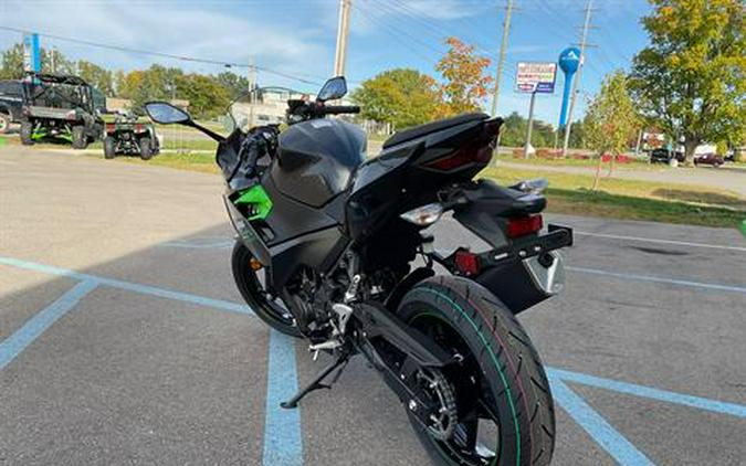 2023 Kawasaki Ninja 400 ABS