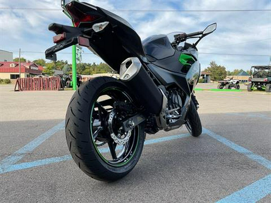 2023 Kawasaki Ninja 400 ABS