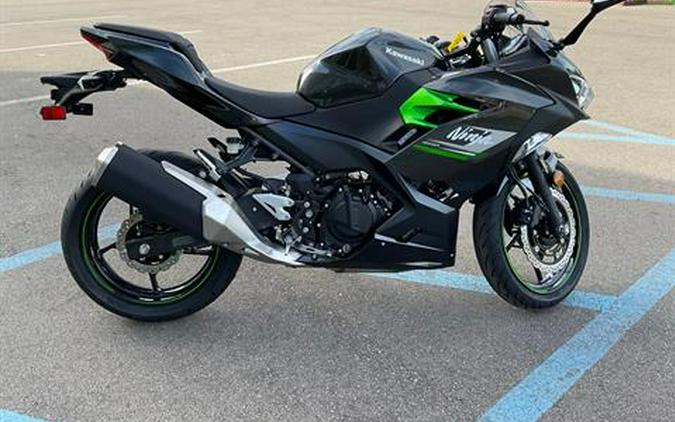 2023 Kawasaki Ninja 400 ABS