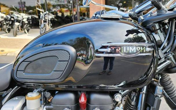 2023 Triumph Bonneville T120 Jet Black