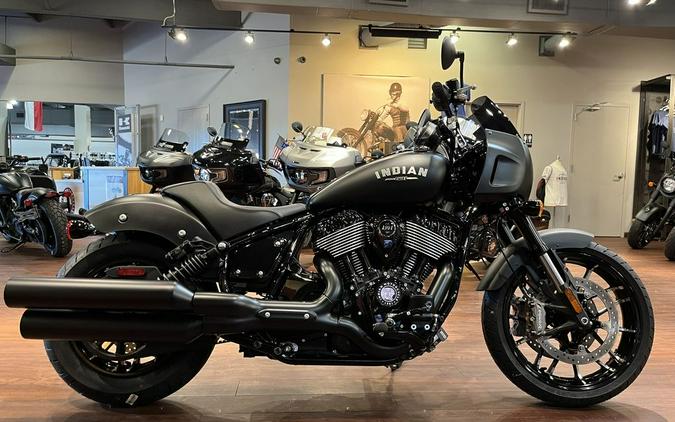 2023 Indian Motorcycle® Sport Chief Black Smoke