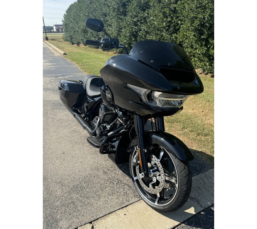 FLTRX 2024 Road Glide™