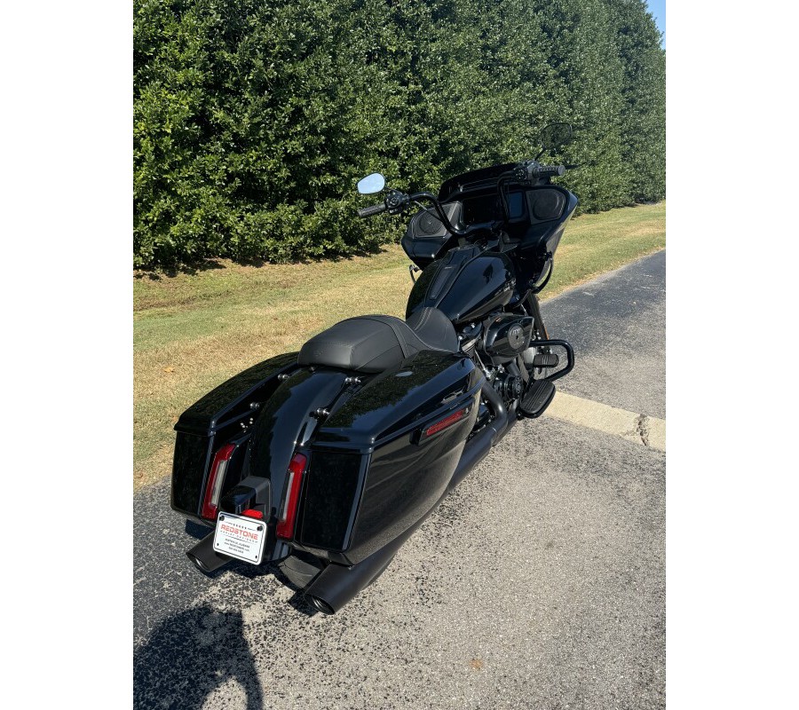 FLTRX 2024 Road Glide™