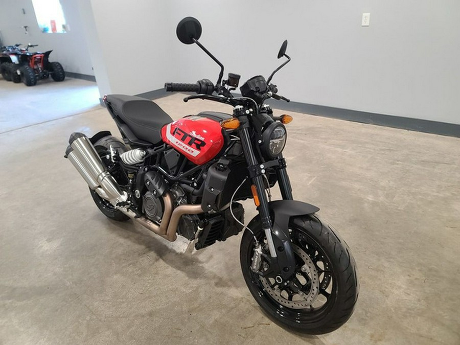 2024 Indian FTR Indy Red/Black