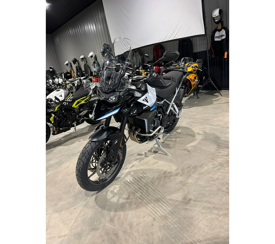 2026 Triumph Tiger 900 Alpine Edition