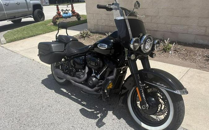 2023 Harley-Davidson® FLHCS - Heritage Classic