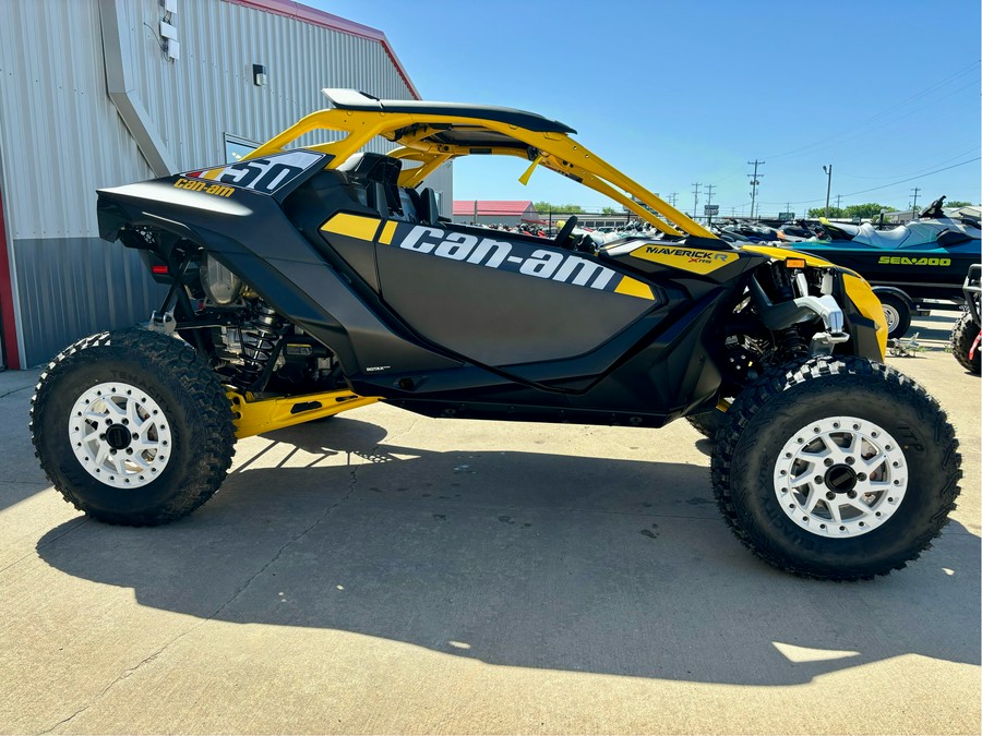 2024 Can-Am™ Maverick R X rs