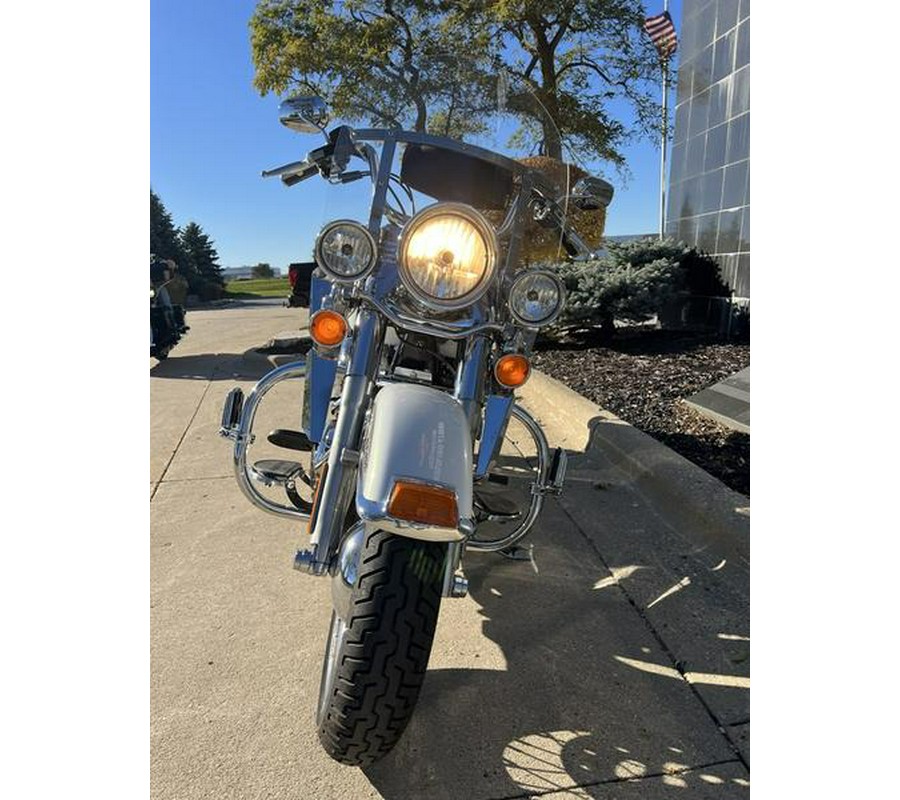 2009 Harley-Davidson® FLSTC - Heritage Softail®