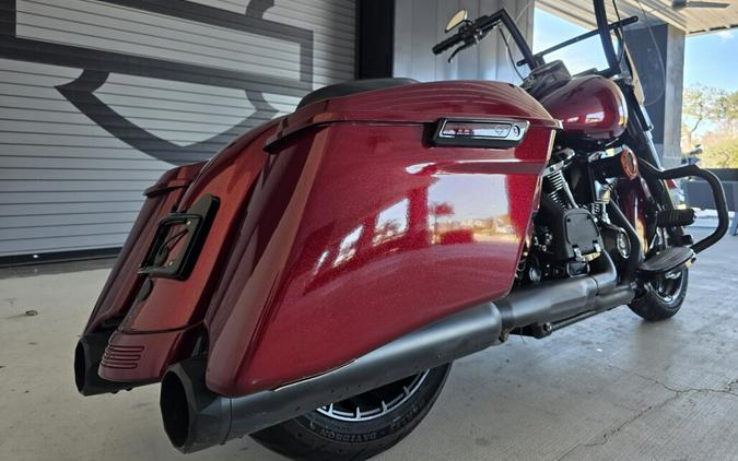 2017 Harley-Davidson® Road King® Special FLHRXS