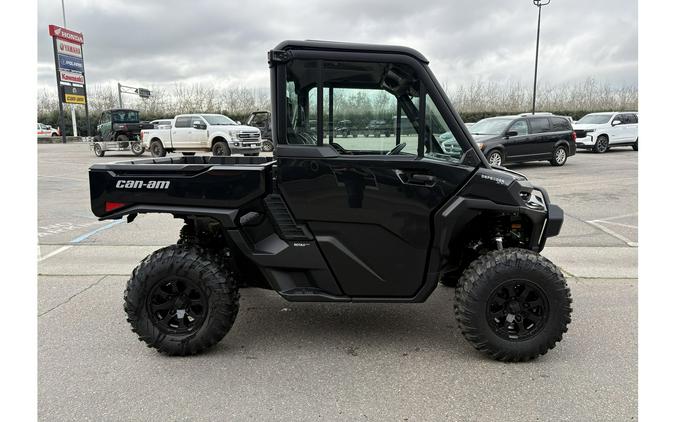 2026 Can-Am Defender XT Cab HD11