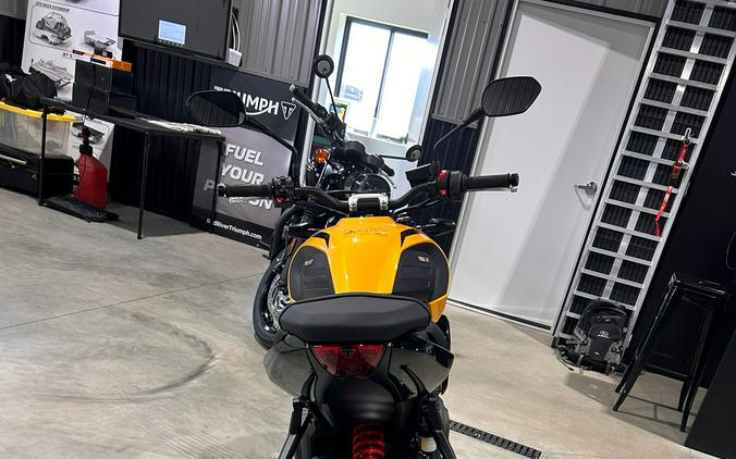 2026 Triumph Trident 660 Triple Tribute Edition