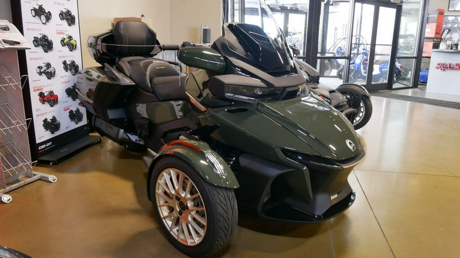 2023 Can-Am™ Spyder RT Sea-To-Sky